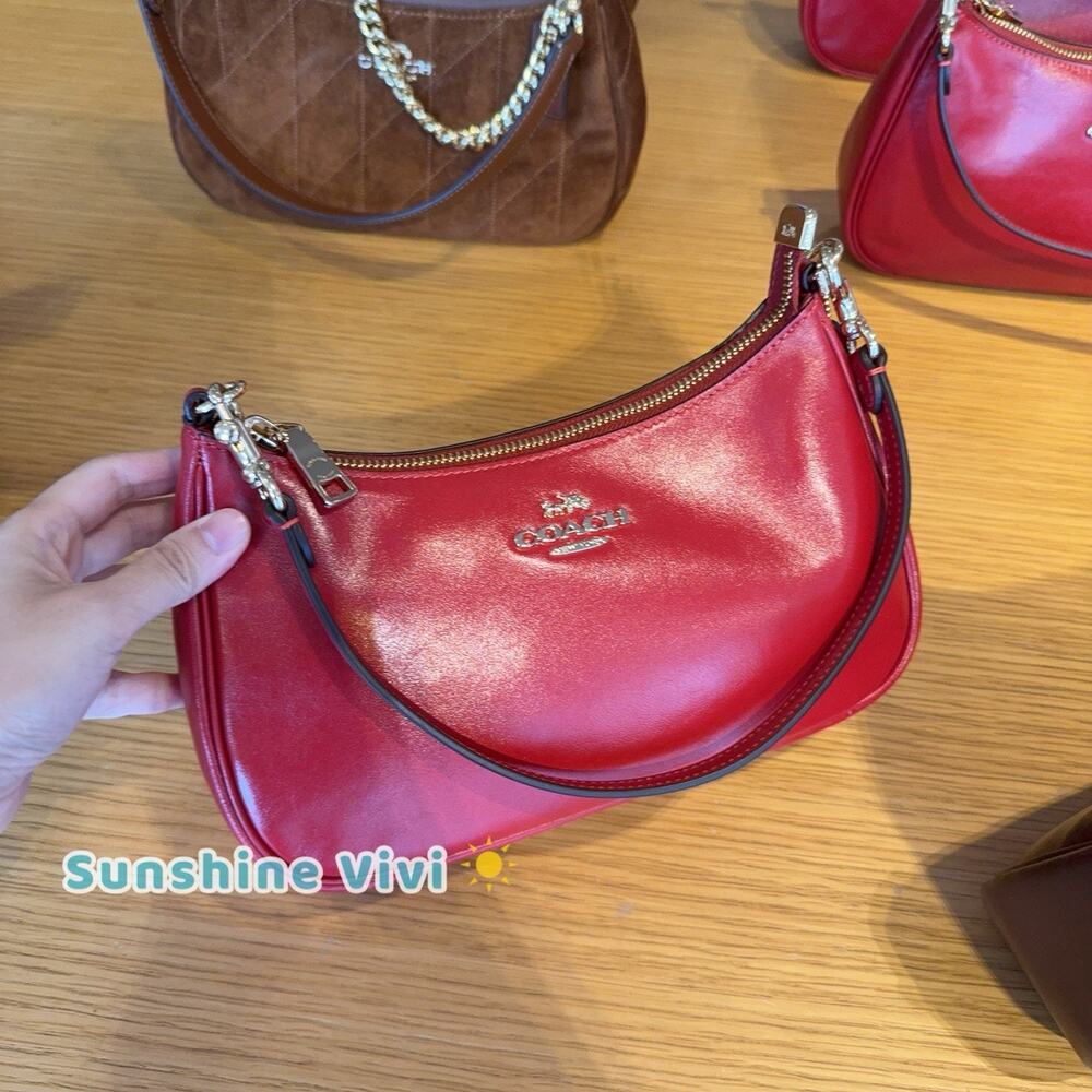 NWT Coach Soft Teri Shoulder Bag CFQ12 Gold/Poppy Shiny smooth leather